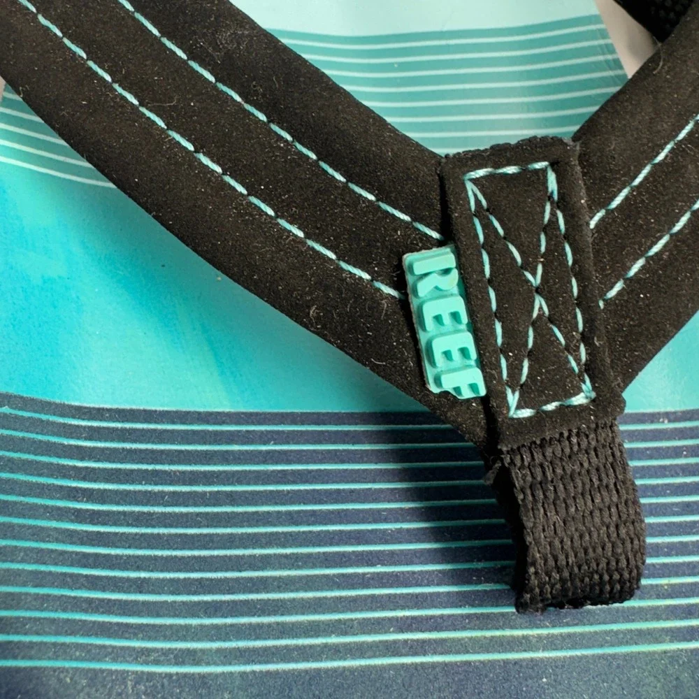 Reef Flip Flops Sandals Youth Kids Size 2/3 Blue‎ Green Stripe Beach Pool